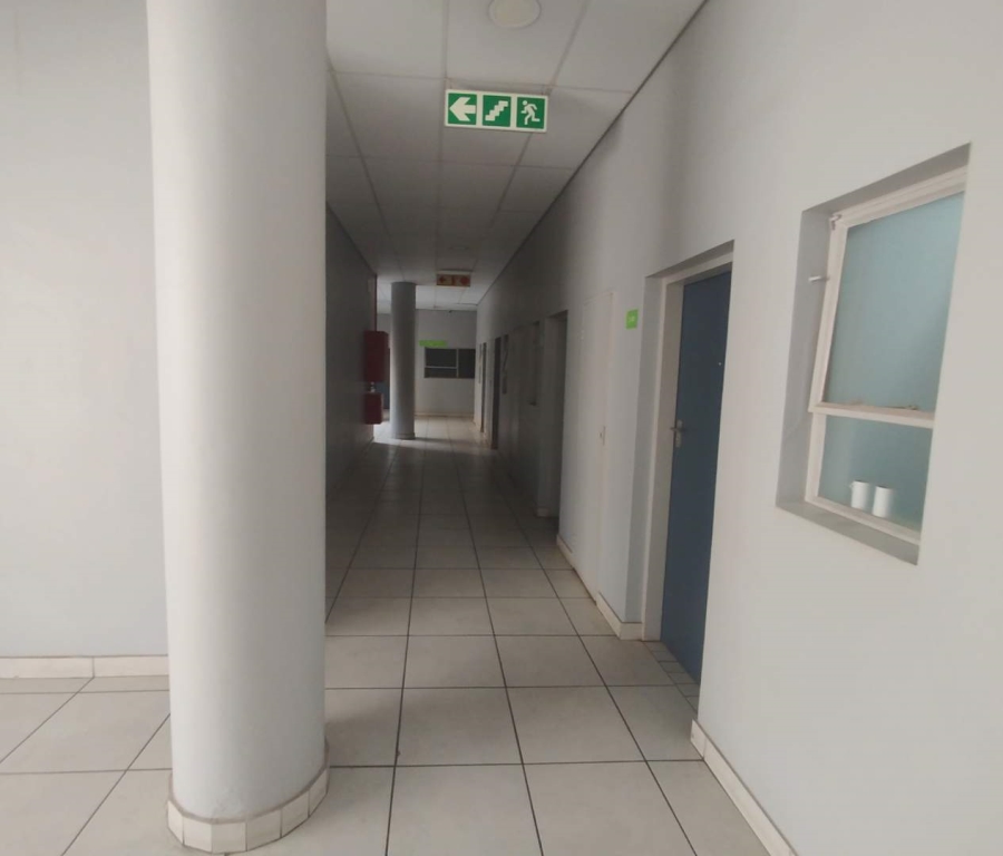 1 Bedroom Property for Sale in Pretoria North Gauteng