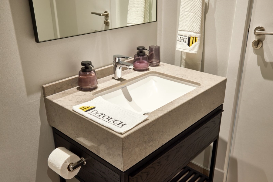 To Let 1 Bedroom Property for Rent in Houghton Gauteng