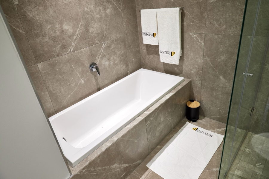 To Let 1 Bedroom Property for Rent in Houghton Gauteng