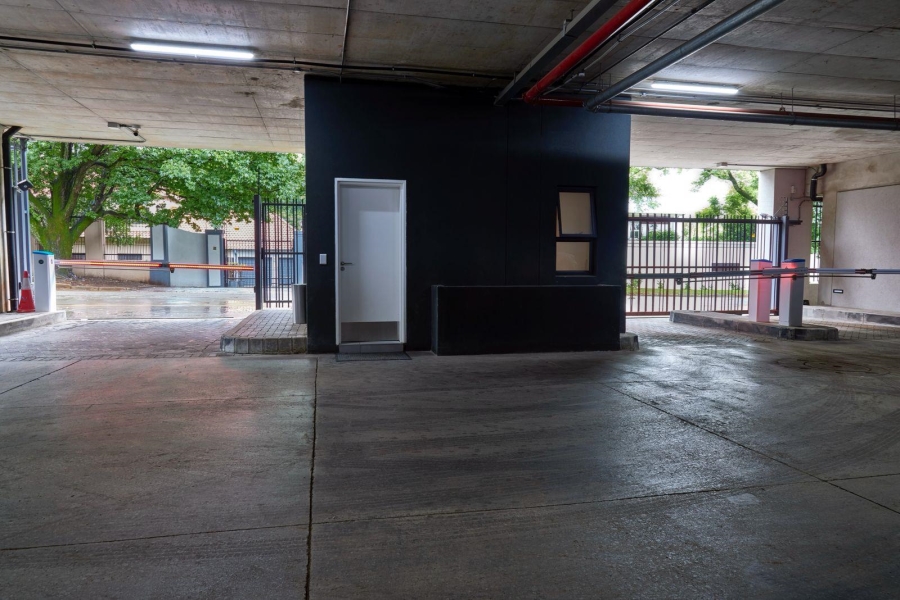 To Let 1 Bedroom Property for Rent in Houghton Gauteng