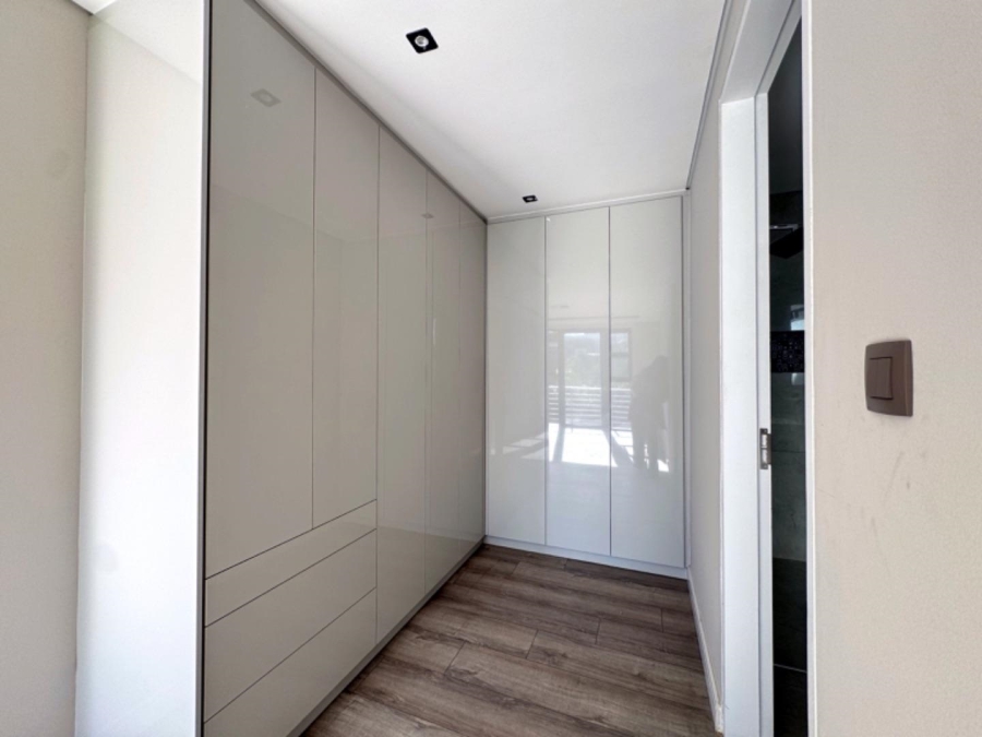 4 Bedroom Property for Sale in Morningside Gauteng