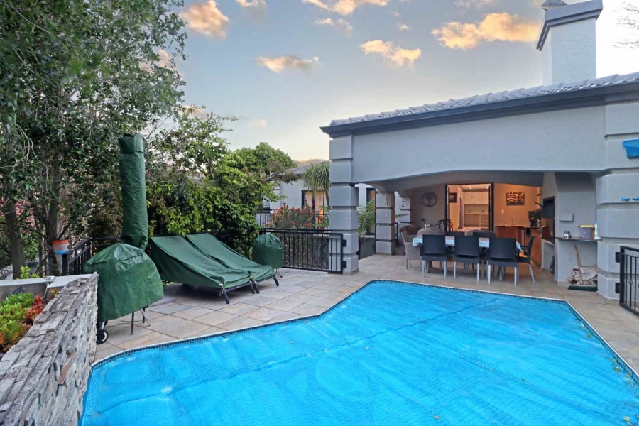 3 Bedroom Property for Sale in Featherbrooke Estate Gauteng