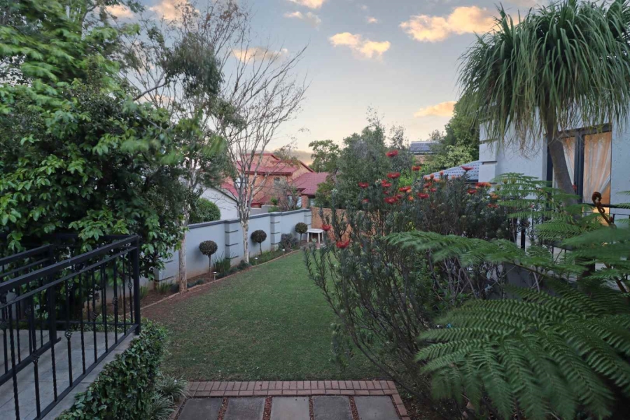 3 Bedroom Property for Sale in Featherbrooke Estate Gauteng