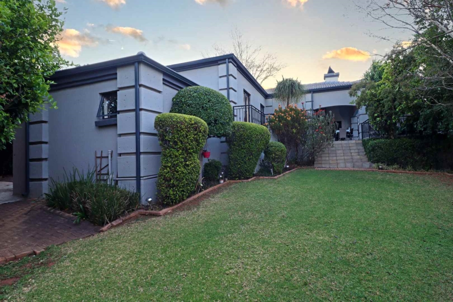 3 Bedroom Property for Sale in Featherbrooke Estate Gauteng