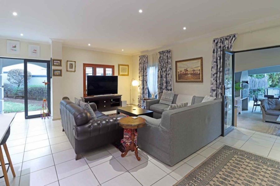 3 Bedroom Property for Sale in Featherbrooke Estate Gauteng