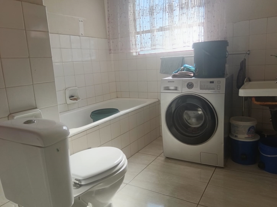 1 Bedroom Property for Sale in Edleen Gauteng