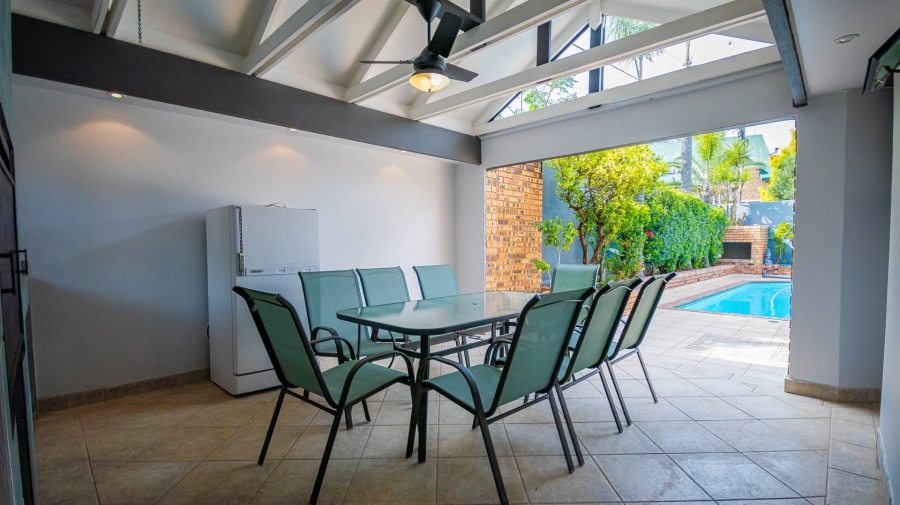 6 Bedroom Property for Sale in Moreleta Park Gauteng