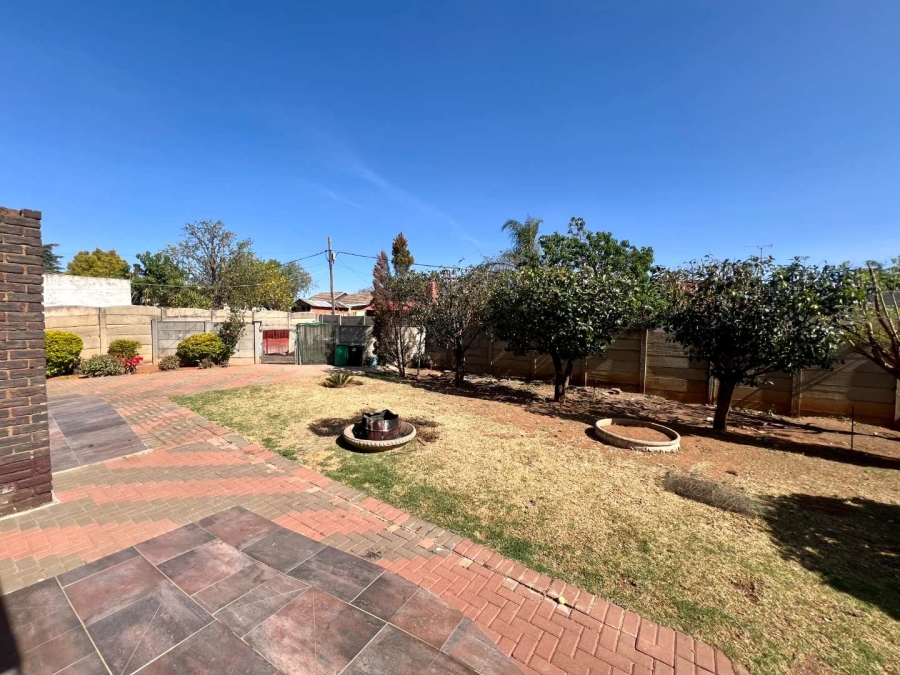 To Let 3 Bedroom Property for Rent in Witpoortjie Gauteng