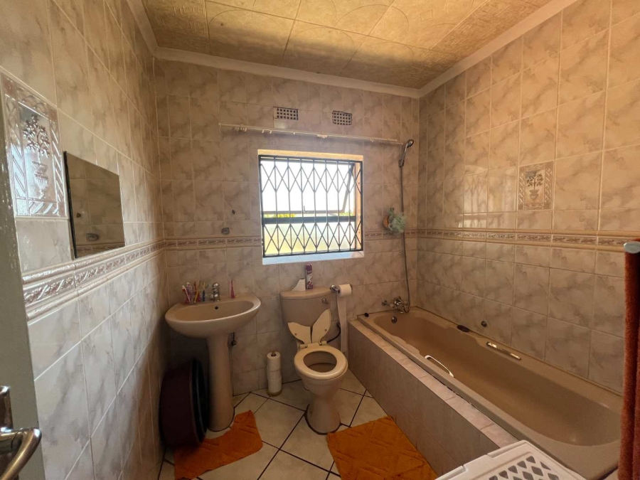 To Let 3 Bedroom Property for Rent in Witpoortjie Gauteng