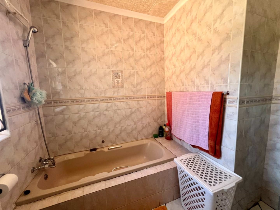 To Let 3 Bedroom Property for Rent in Witpoortjie Gauteng