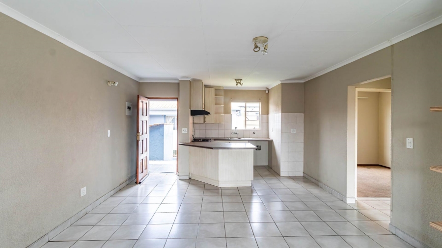 2 Bedroom Property for Sale in Terenure Gauteng