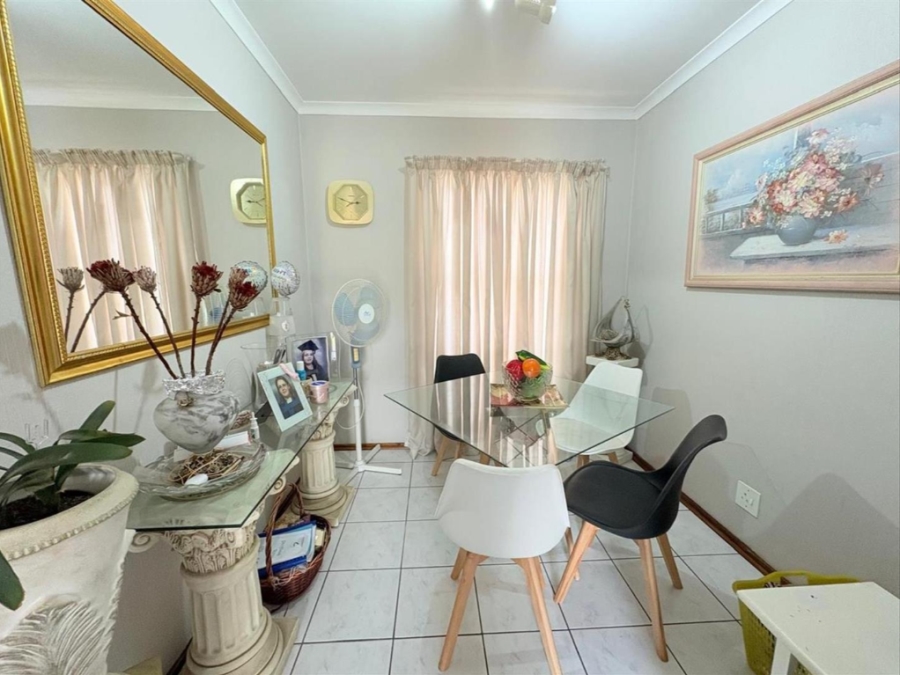 2 Bedroom Property for Sale in Meyersdal Gauteng