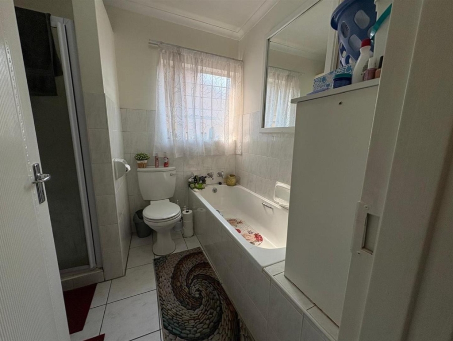 2 Bedroom Property for Sale in Meyersdal Gauteng