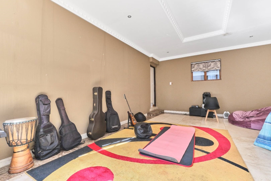 4 Bedroom Property for Sale in Ruimsig Gauteng