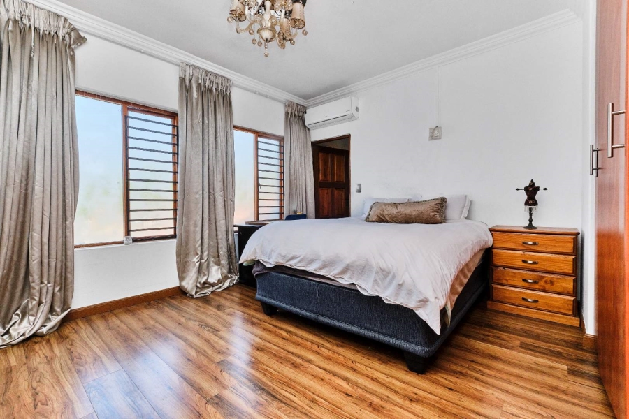 4 Bedroom Property for Sale in Ruimsig Gauteng