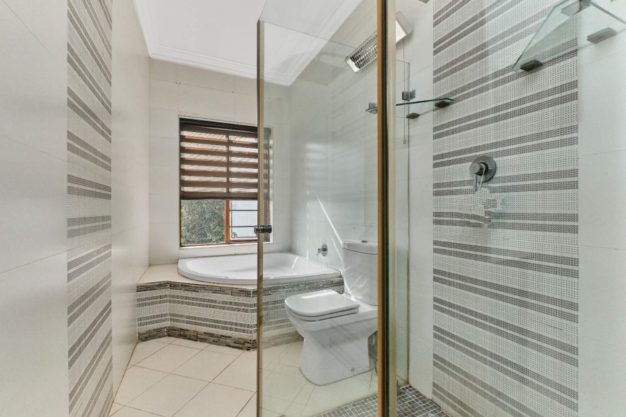 4 Bedroom Property for Sale in Ruimsig Gauteng