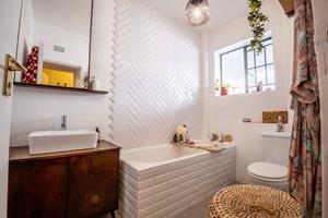 To Let 2 Bedroom Property for Rent in Illovo Gauteng