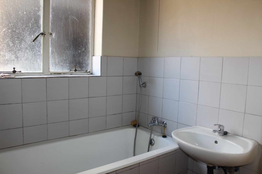 To Let 1 Bedroom Property for Rent in Sunnyside Gauteng