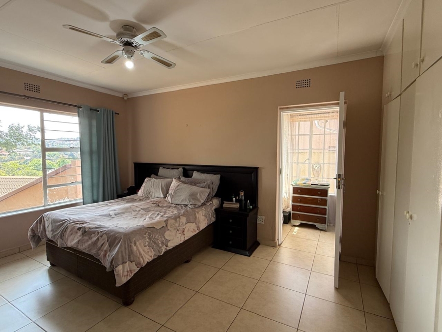 3 Bedroom Property for Sale in Roodekrans Gauteng