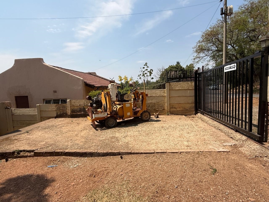 3 Bedroom Property for Sale in Roodekrans Gauteng