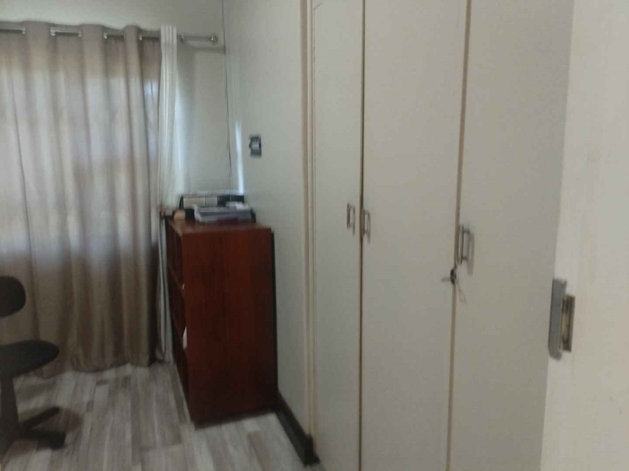4 Bedroom Property for Sale in Queenswood Gauteng