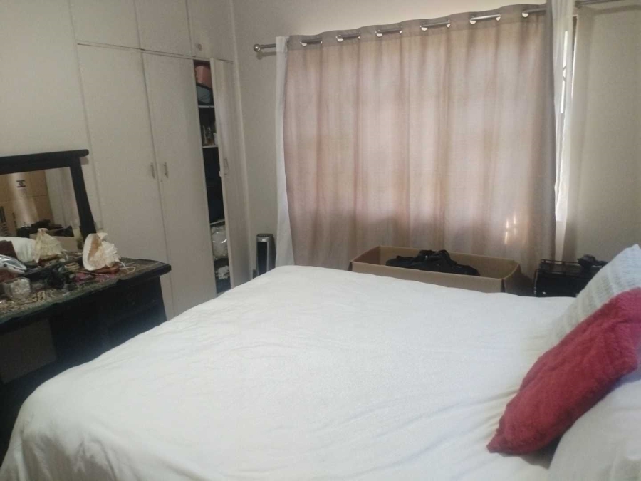 4 Bedroom Property for Sale in Queenswood Gauteng