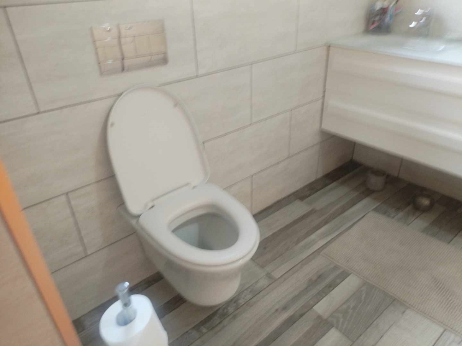 4 Bedroom Property for Sale in Queenswood Gauteng