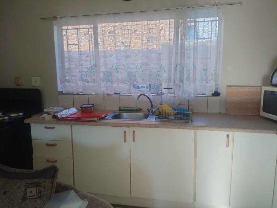 4 Bedroom Property for Sale in Queenswood Gauteng
