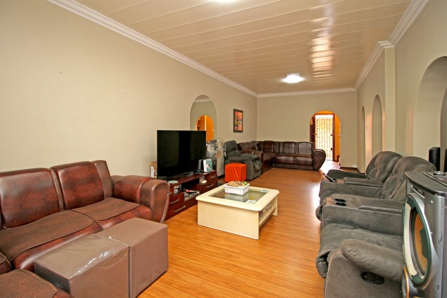 3 Bedroom Property for Sale in Greenhills Gauteng