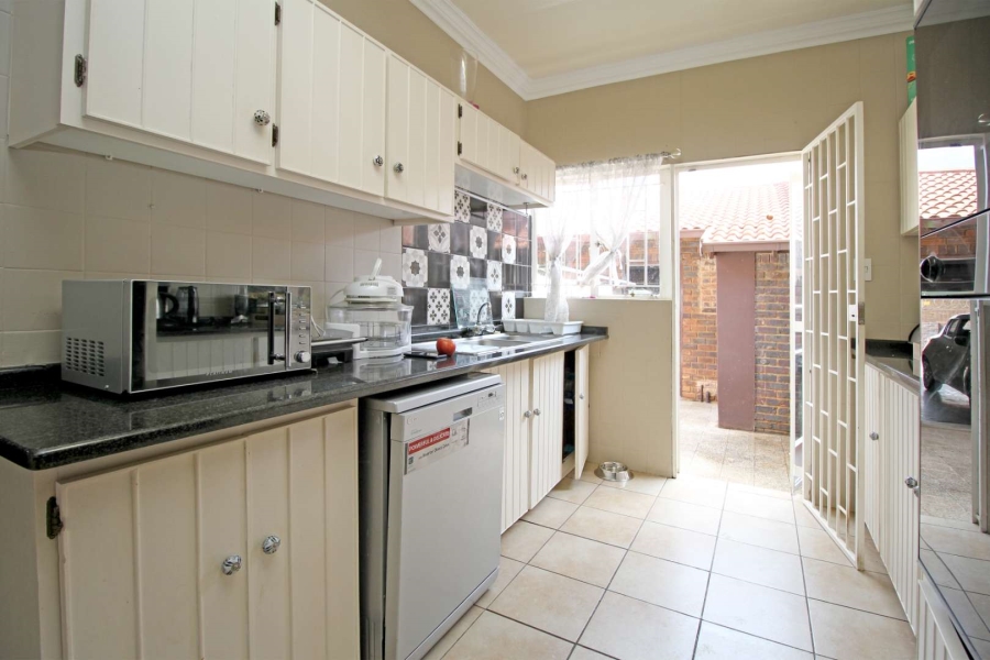3 Bedroom Property for Sale in Greenhills Gauteng