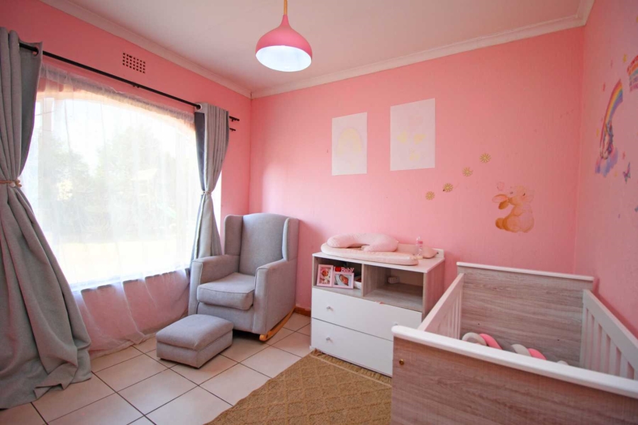 4 Bedroom Property for Sale in Robinpark Gauteng