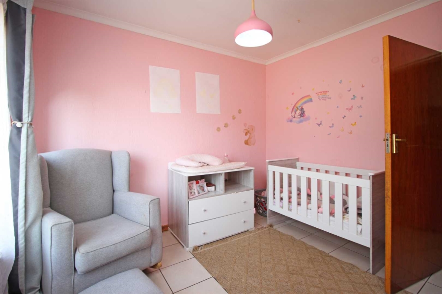4 Bedroom Property for Sale in Robinpark Gauteng
