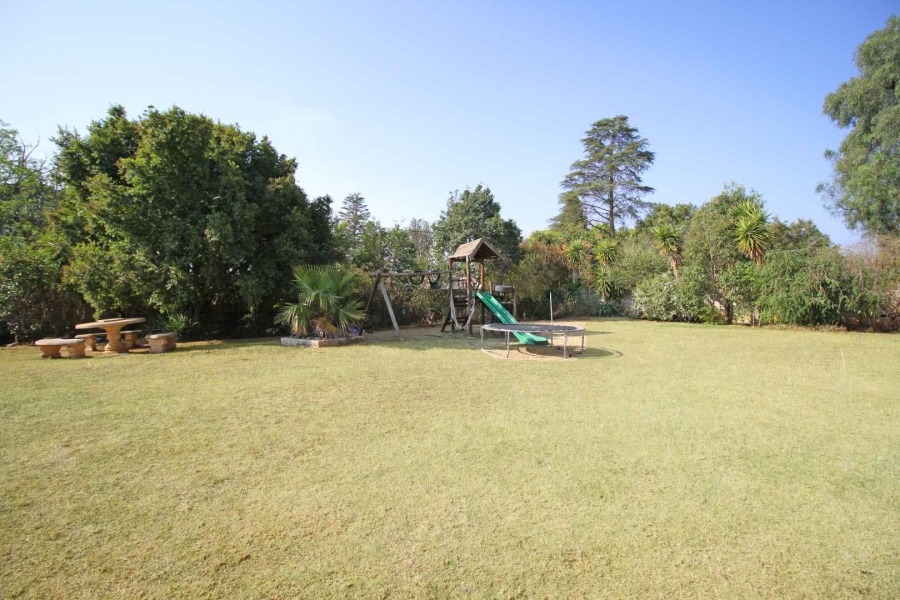 4 Bedroom Property for Sale in Robinpark Gauteng