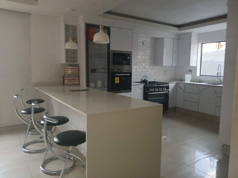 4 Bedroom Property for Sale in Van Riebeeck Park Gauteng