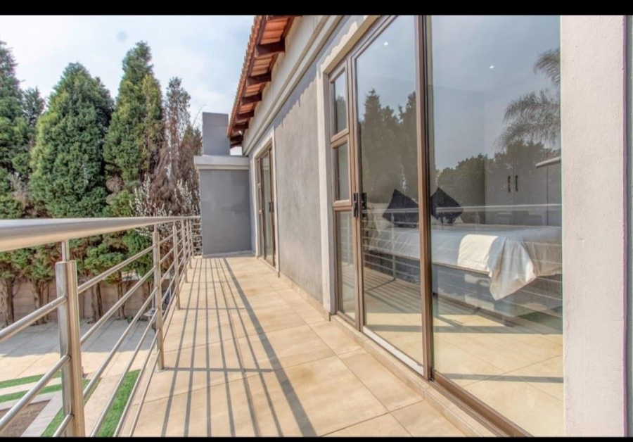 4 Bedroom Property for Sale in Van Riebeeck Park Gauteng