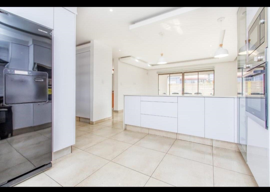 4 Bedroom Property for Sale in Van Riebeeck Park Gauteng