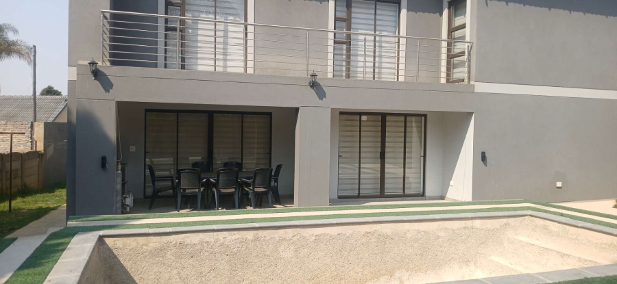 4 Bedroom Property for Sale in Van Riebeeck Park Gauteng