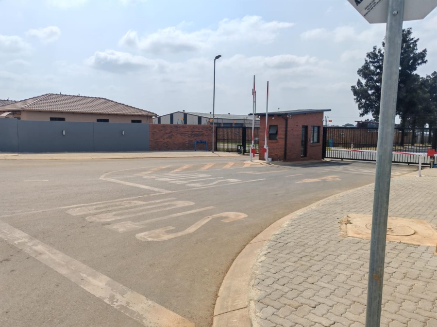 3 Bedroom Property for Sale in Albertsdal Gauteng