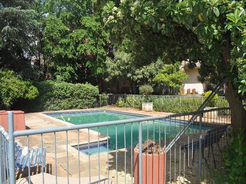To Let 1 Bedroom Property for Rent in Lynnwood Glen Gauteng