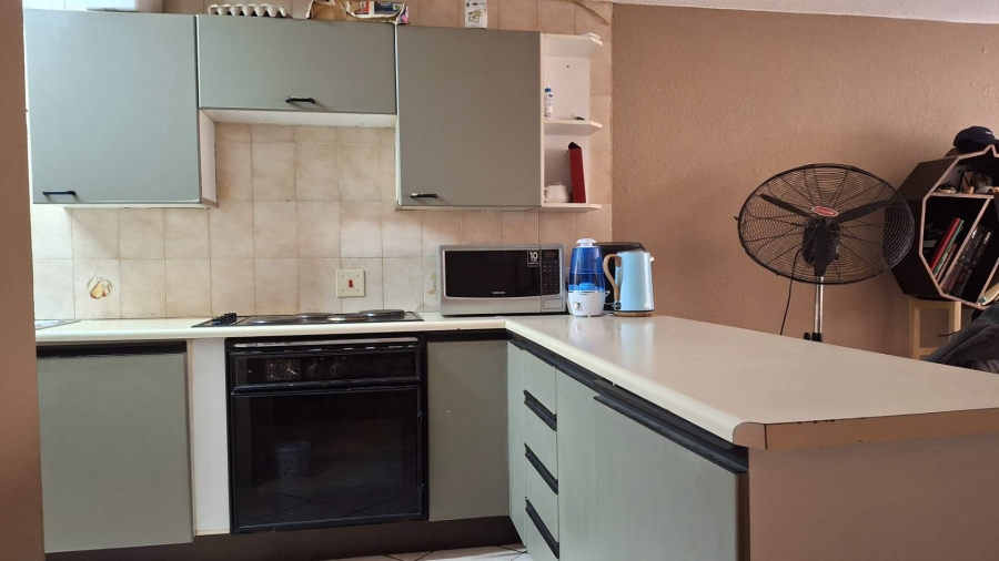 2 Bedroom Property for Sale in Horison Gauteng