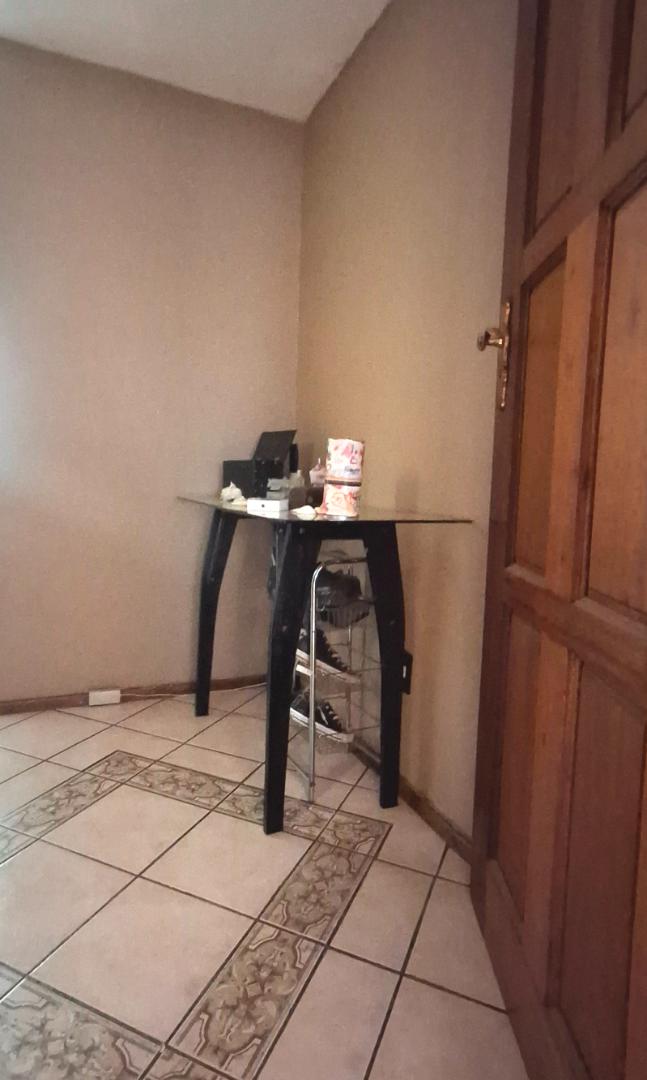 2 Bedroom Property for Sale in Horison Gauteng
