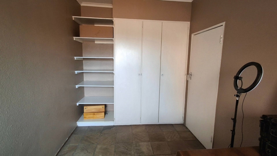 2 Bedroom Property for Sale in Horison Gauteng