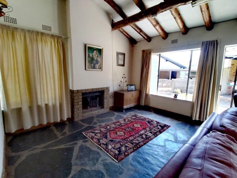 3 Bedroom Property for Sale in Verwoerdpark Gauteng