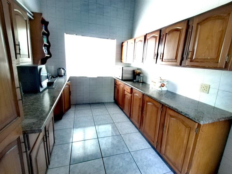 3 Bedroom Property for Sale in Verwoerdpark Gauteng