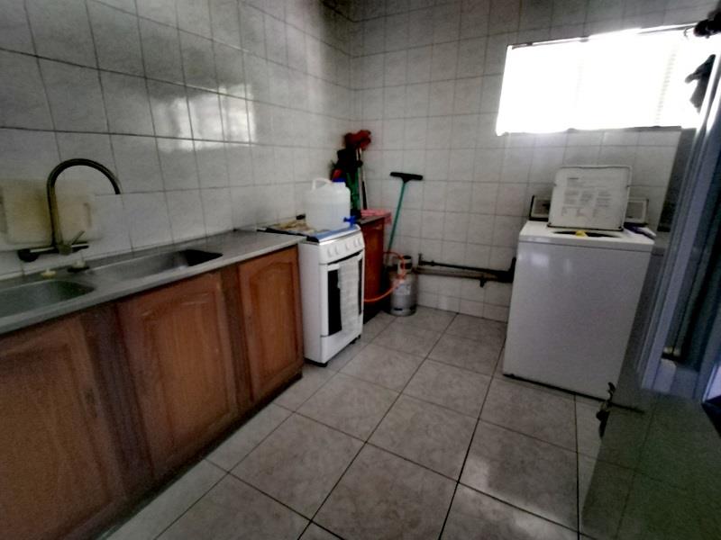 3 Bedroom Property for Sale in Verwoerdpark Gauteng