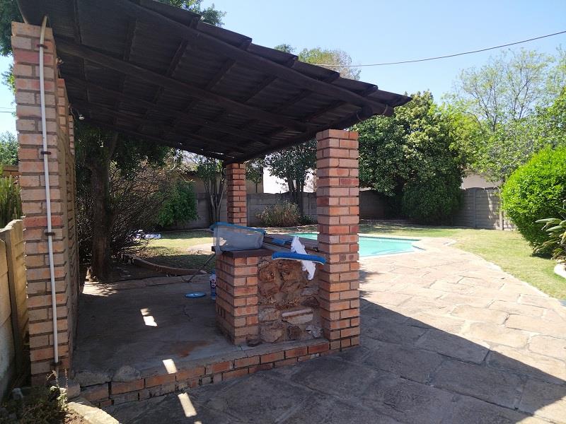 3 Bedroom Property for Sale in Verwoerdpark Gauteng