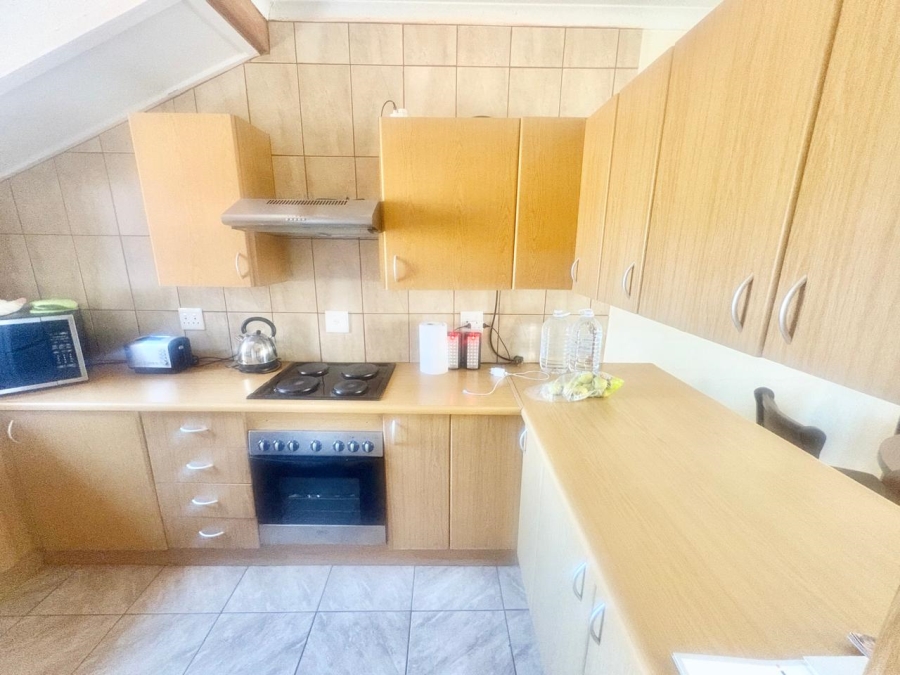 2 Bedroom Property for Sale in Oakdene Gauteng