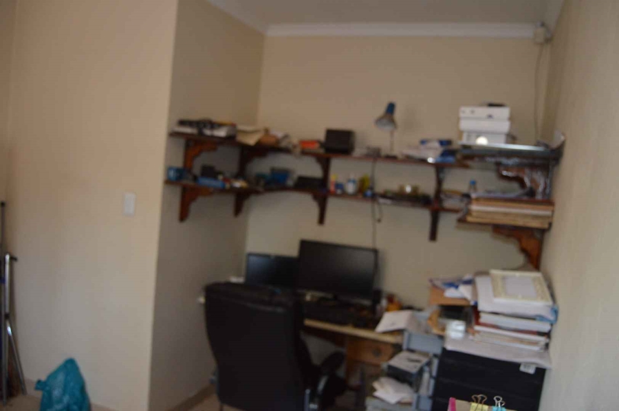4 Bedroom Property for Sale in Brackendowns Gauteng