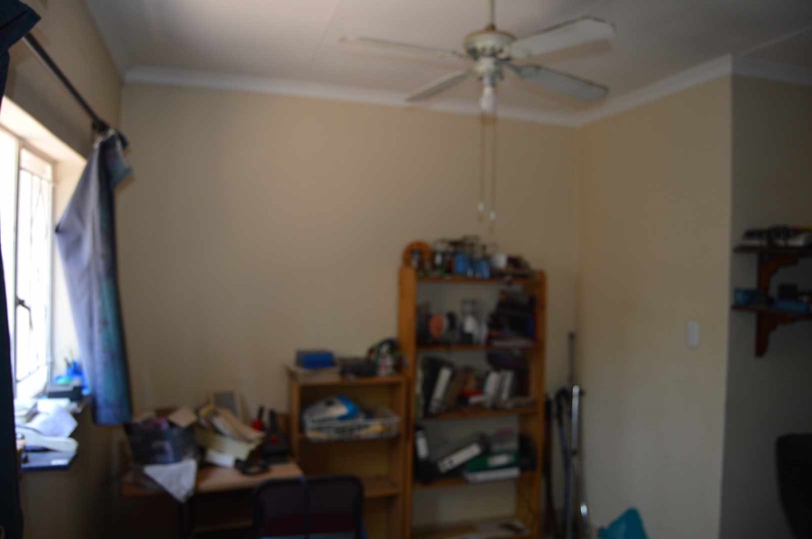 4 Bedroom Property for Sale in Brackendowns Gauteng