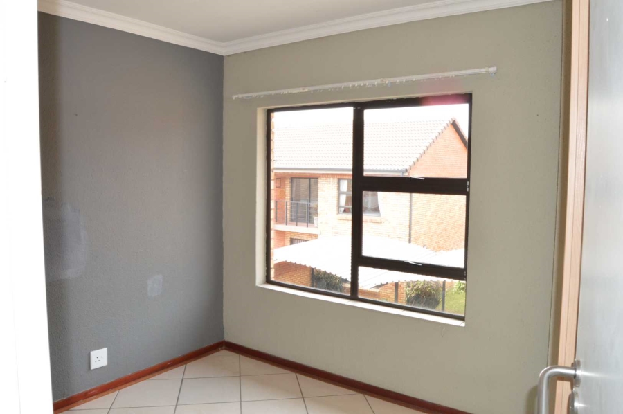 2 Bedroom Property for Sale in Meyersdal Gauteng